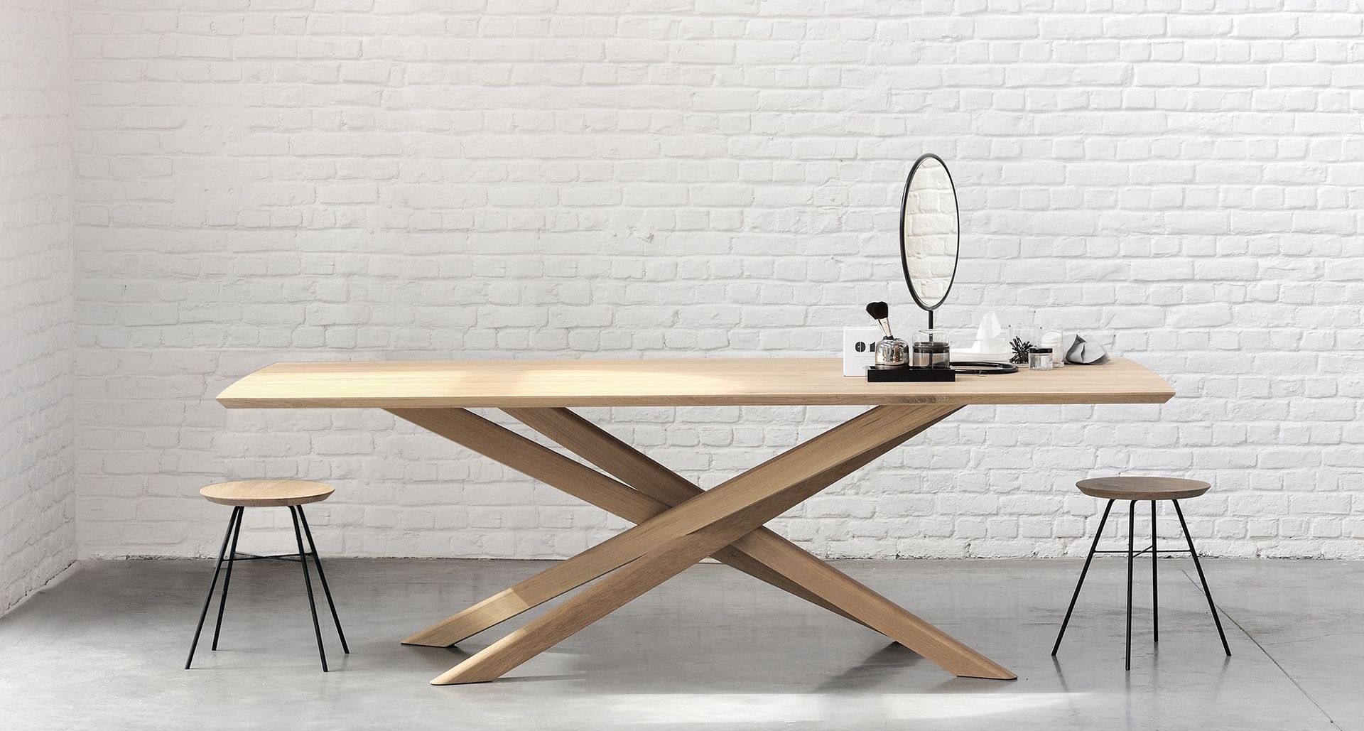 Oak Mikado table