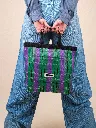 FONDA LunchBag-002 Lifestyle.webp