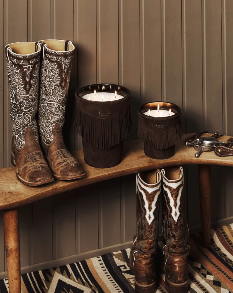 BAOBAB Bougie CALAMITY JANE Deadwood MAX16et24 Lifestyle bis.webp