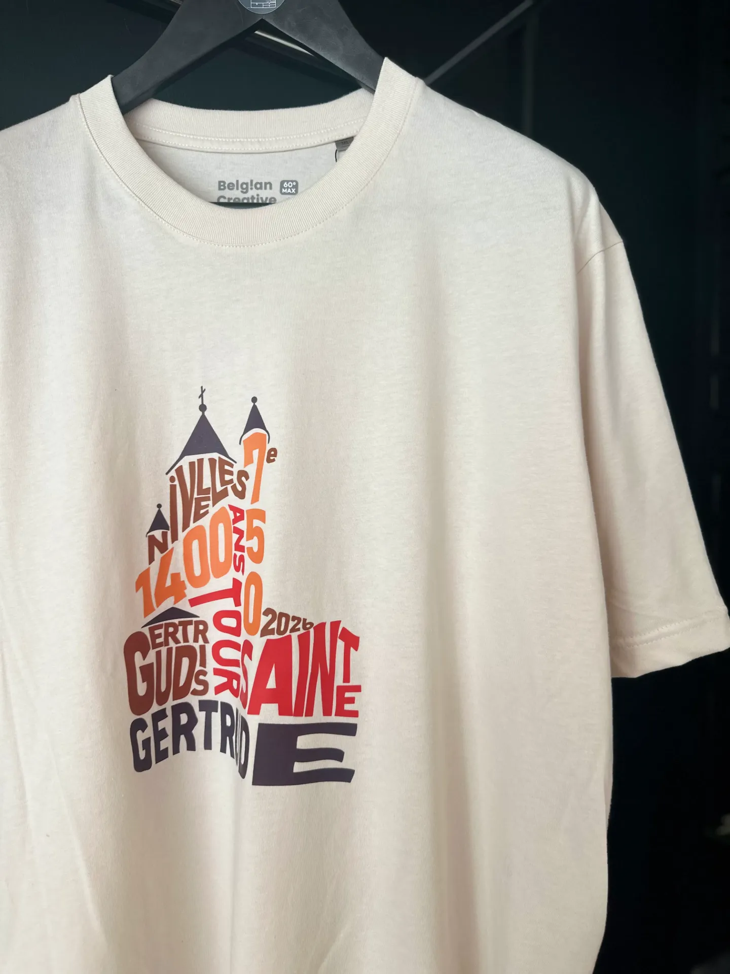 ART KINT - T-shirt Unisexe TOUR SAINTE GERTRUDE NIVELLES 2026 Beige (XS)